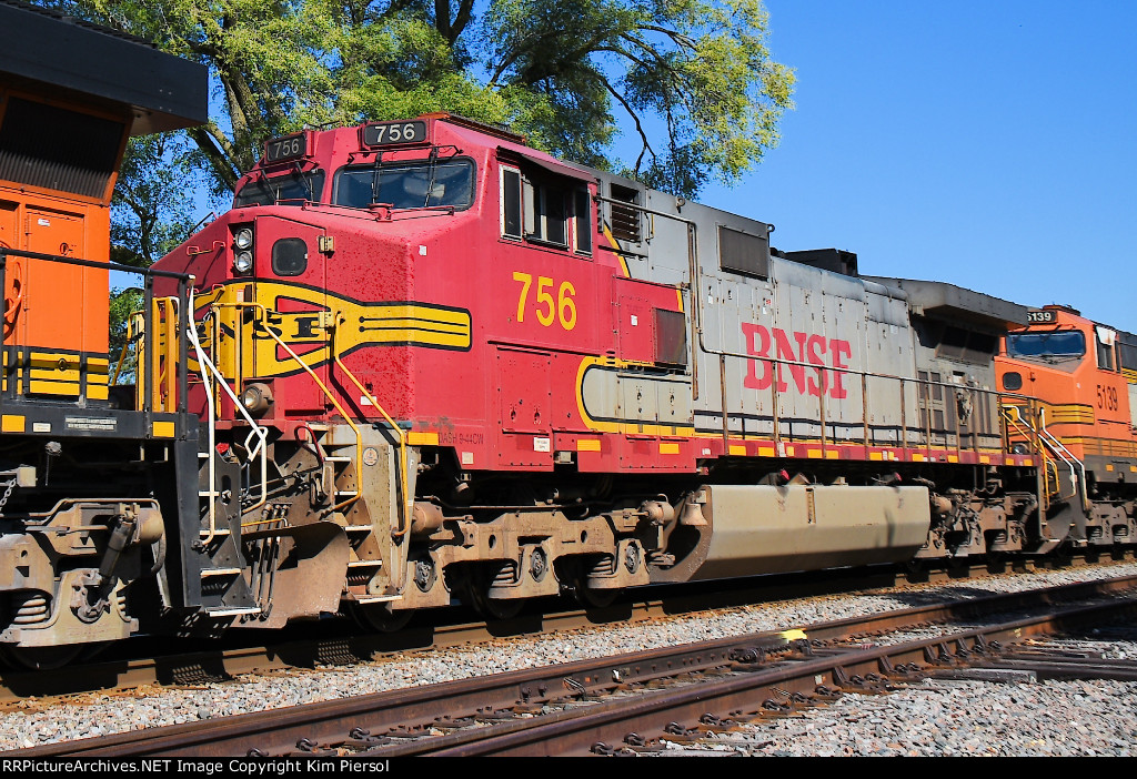 BNSF 756